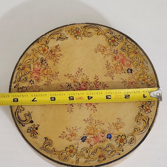 Antique Japanese Porcelain Serving Dish in Original Hand Painted Wooden Box - Picture 7 of 10